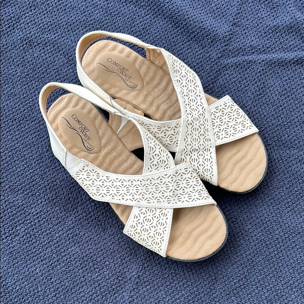 White Sandles